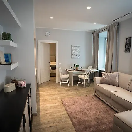 Laura Family Apartment Rome